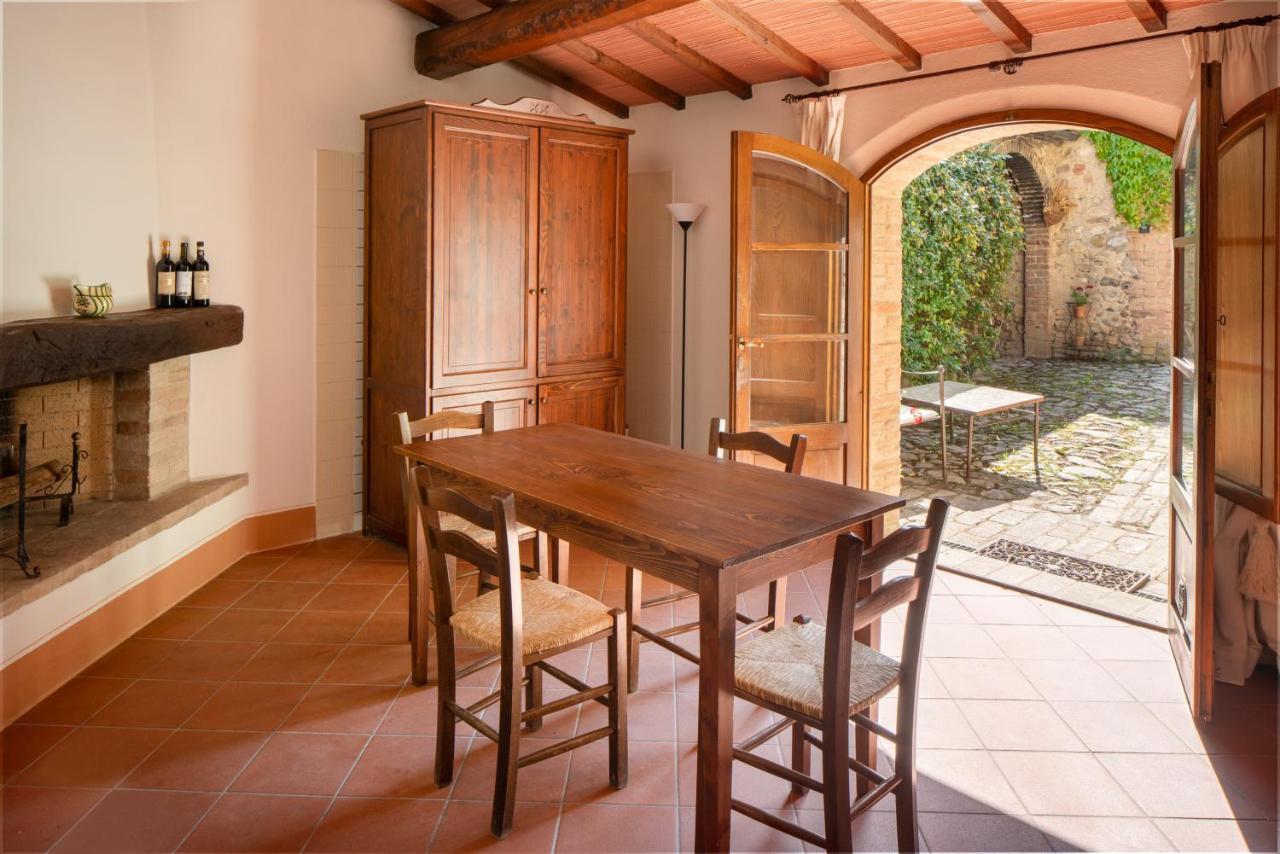Casa Tolomei Bossi Di Sopra カステルヌオーヴォ・ベラルデンガ エクステリア 写真